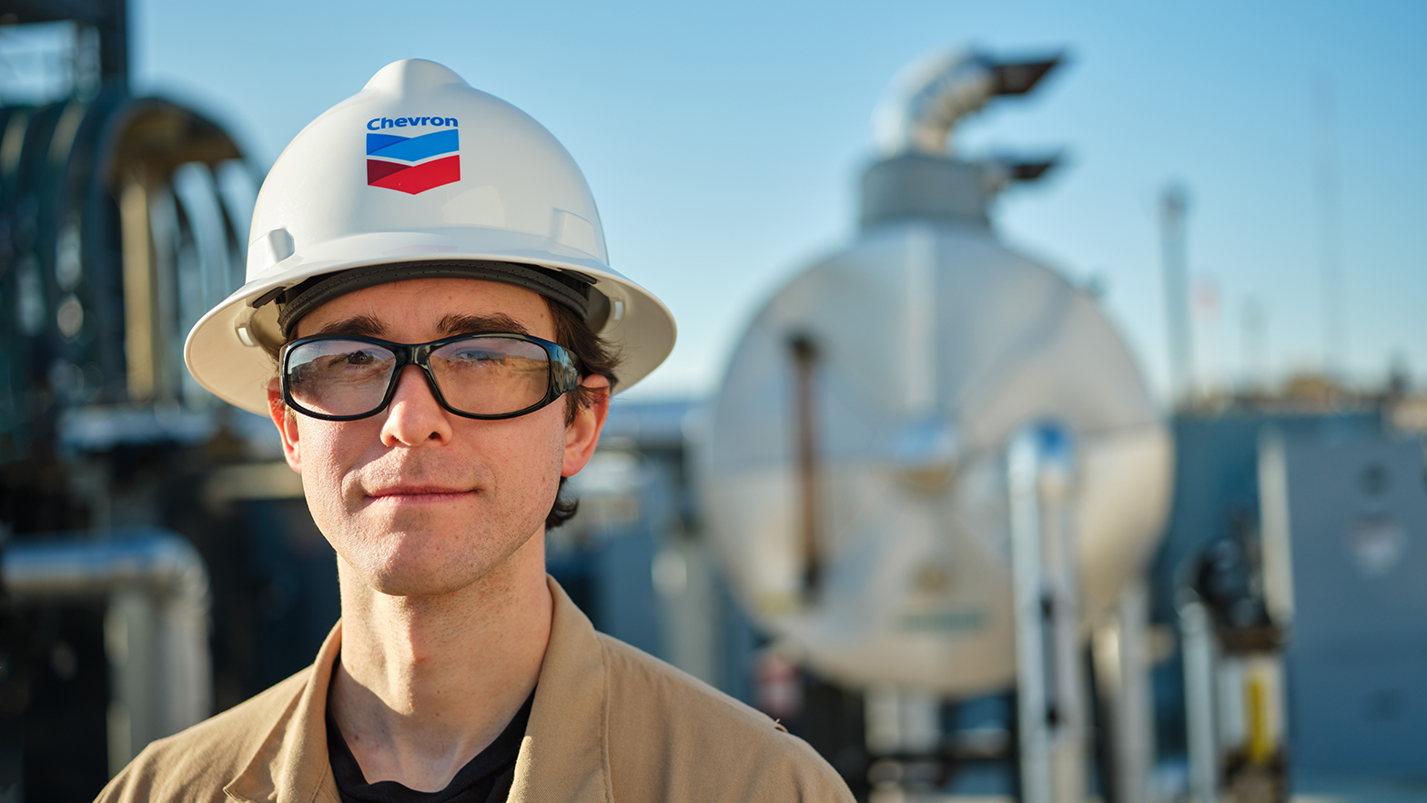 Svante tech trial facility, San Joaquin Valley, Bakersfield. Worker with a feedwater boiler unit.