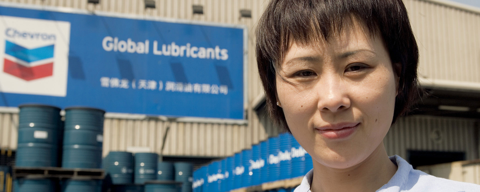 Yas Marina employee in china